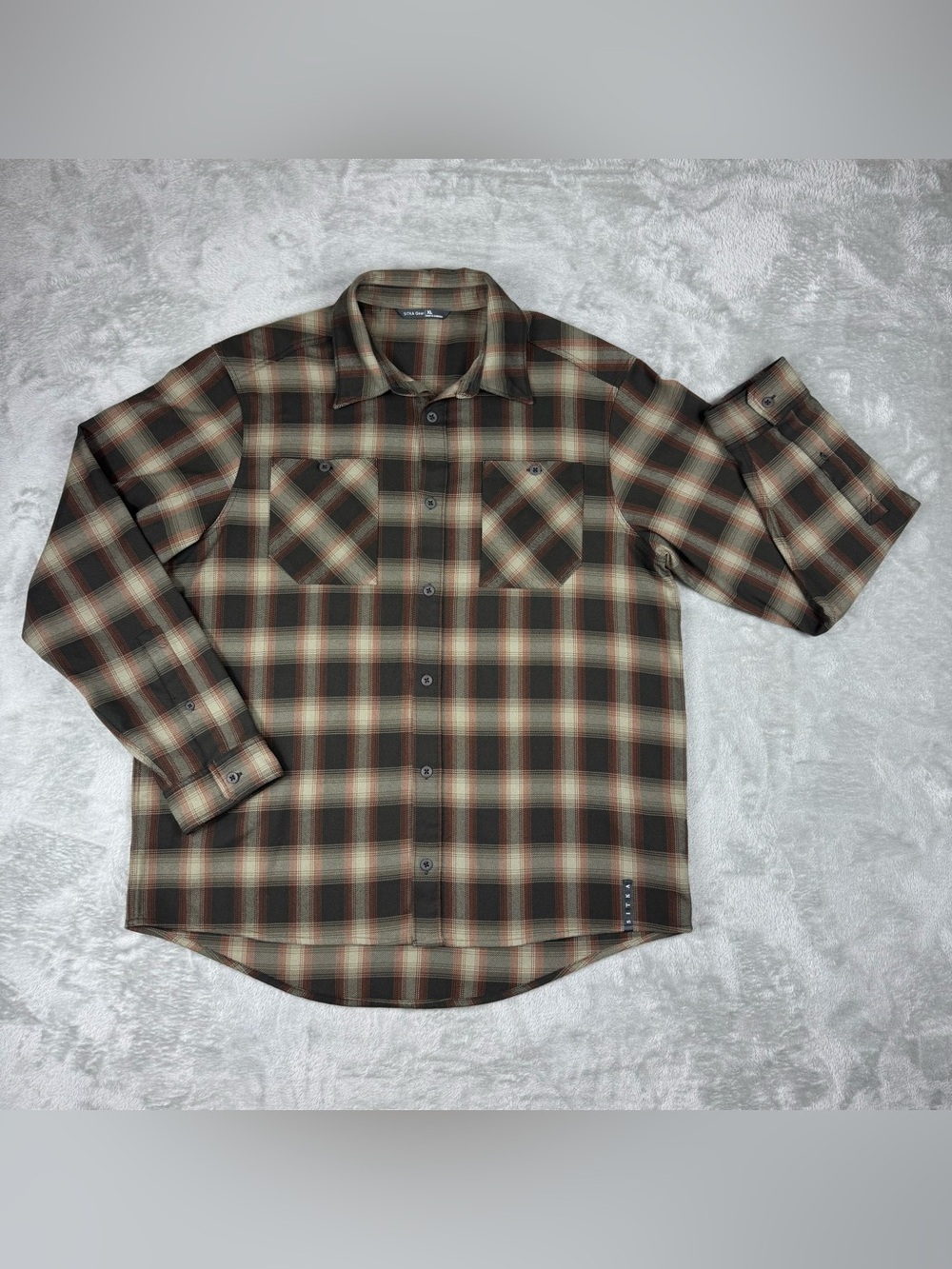 Sitka Gear Riser Work Shirt in Plaid Sz XL GUC Workwear Button Down
